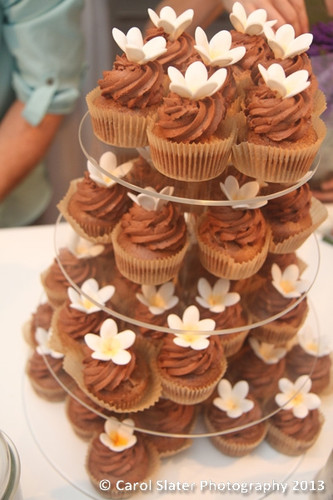 Vegan_Wedding_Cupcakes
