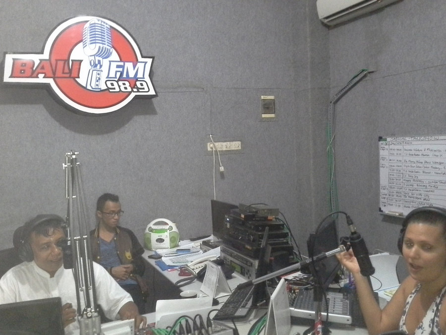 BaliFM Radio Interview - 5 Sept 2013 02_1