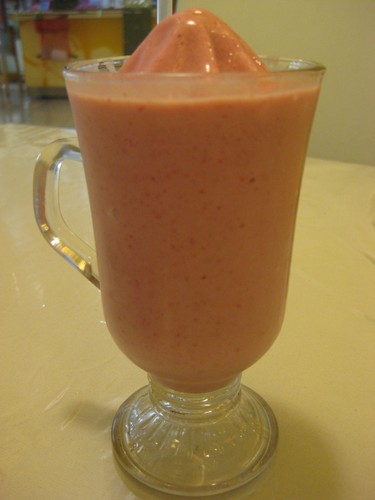 Strawberry_milkshake_LH