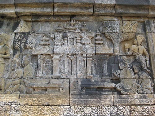 stone_art_at_Borobudur_2