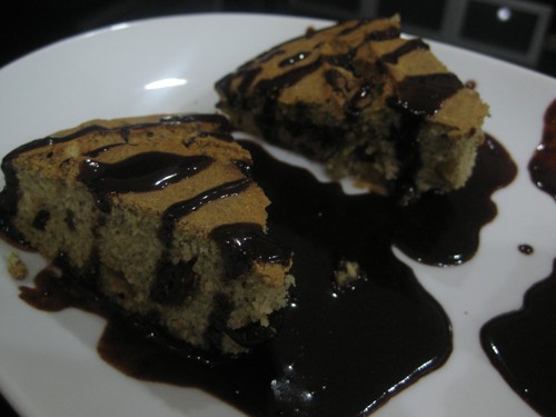 bread_with_chocolate_sauce