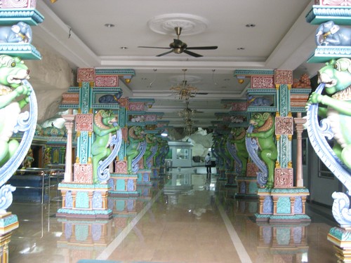 inside_Swami_Aippah_temple