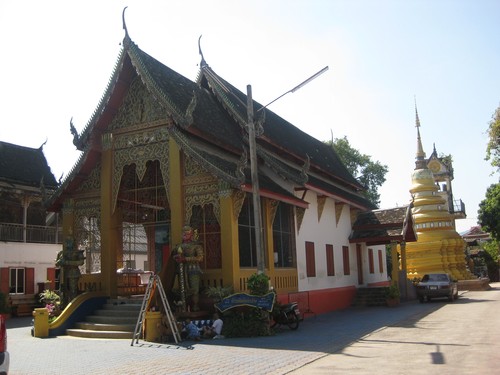 Wat_Saimoonmuang_in_Chiang_Mai
