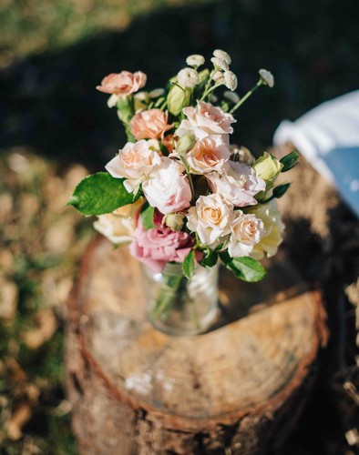 Decorative_bouquet_at_the_wedding_site