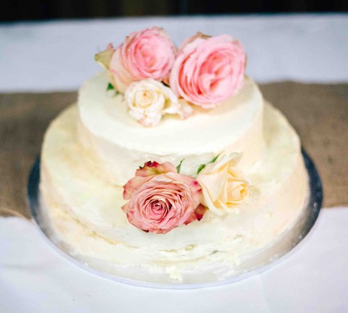 Wedding_cake_by_cloverly_cupcakes